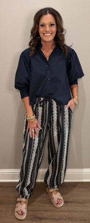 Textured Linen Pants w/ Lace Detailing