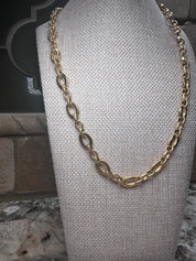 Gold Chain Necklace w/ Magnetic Closure - STYLE 4