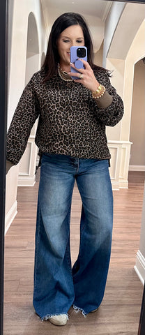 Leopard Printed Knit Long Sleeve Top