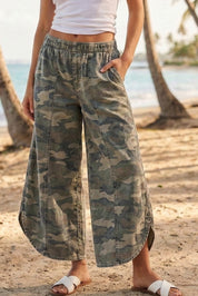 Camo Scoop Bottom Pant