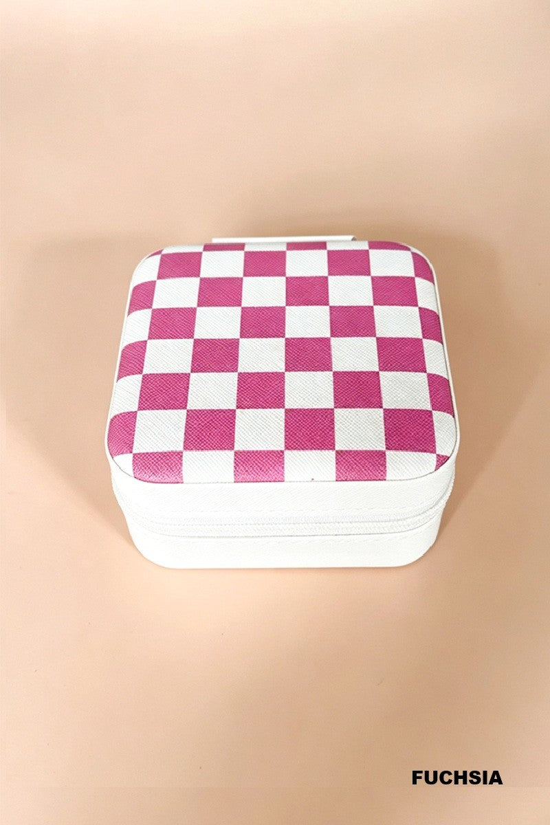 Checkered Jewelry Organizer