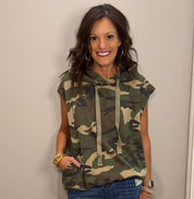 Vintage Camo Sleeveless Hooded Top