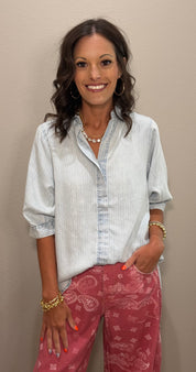 Light Chambray w/ Subtle Stripe Buttondown Top