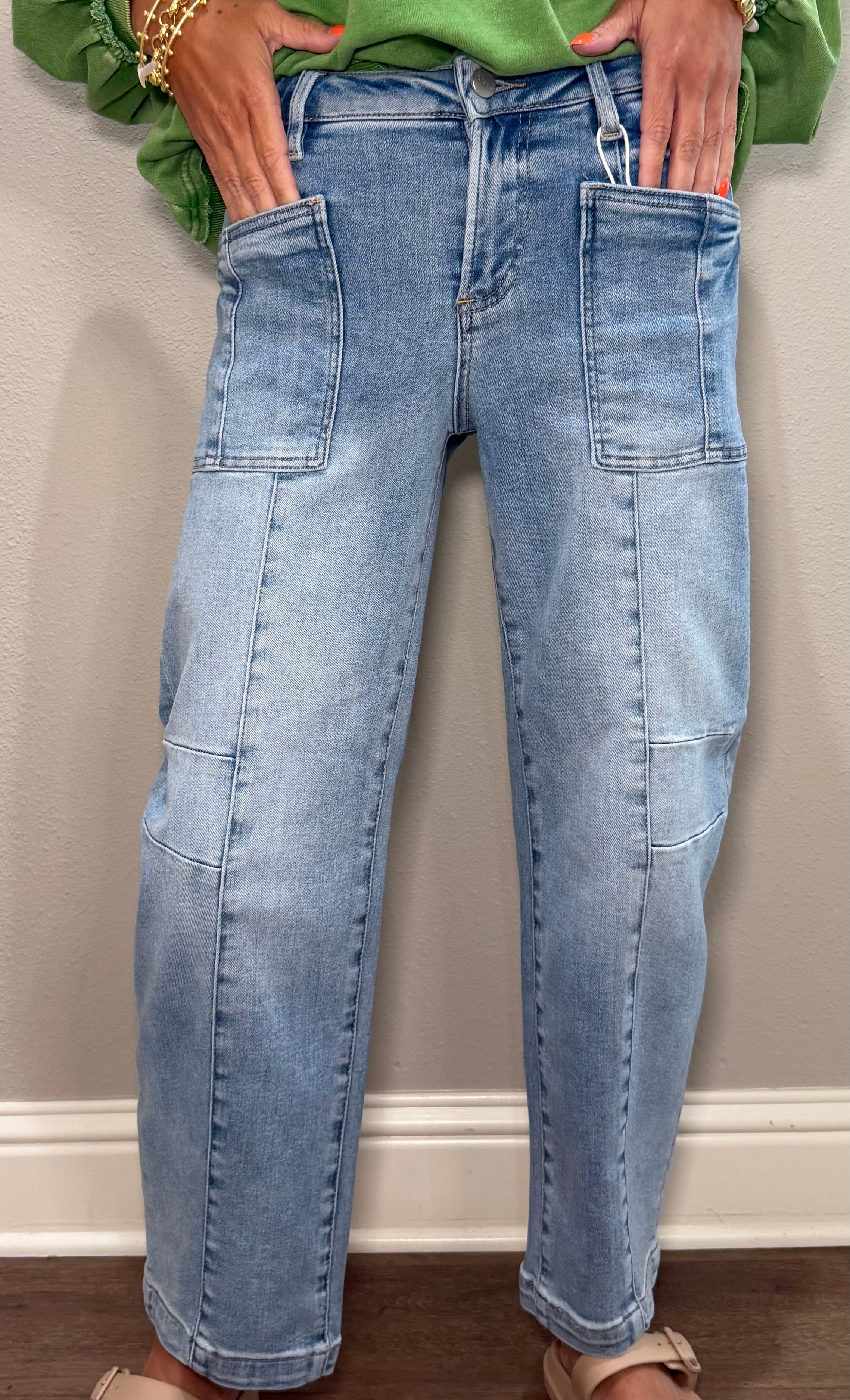 Risen Light Wash Slouchy Ankle Barrel Jean w/ Patch Pockets