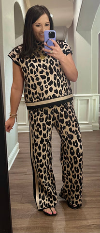 Leopard Printed Mock Neck Pants Set