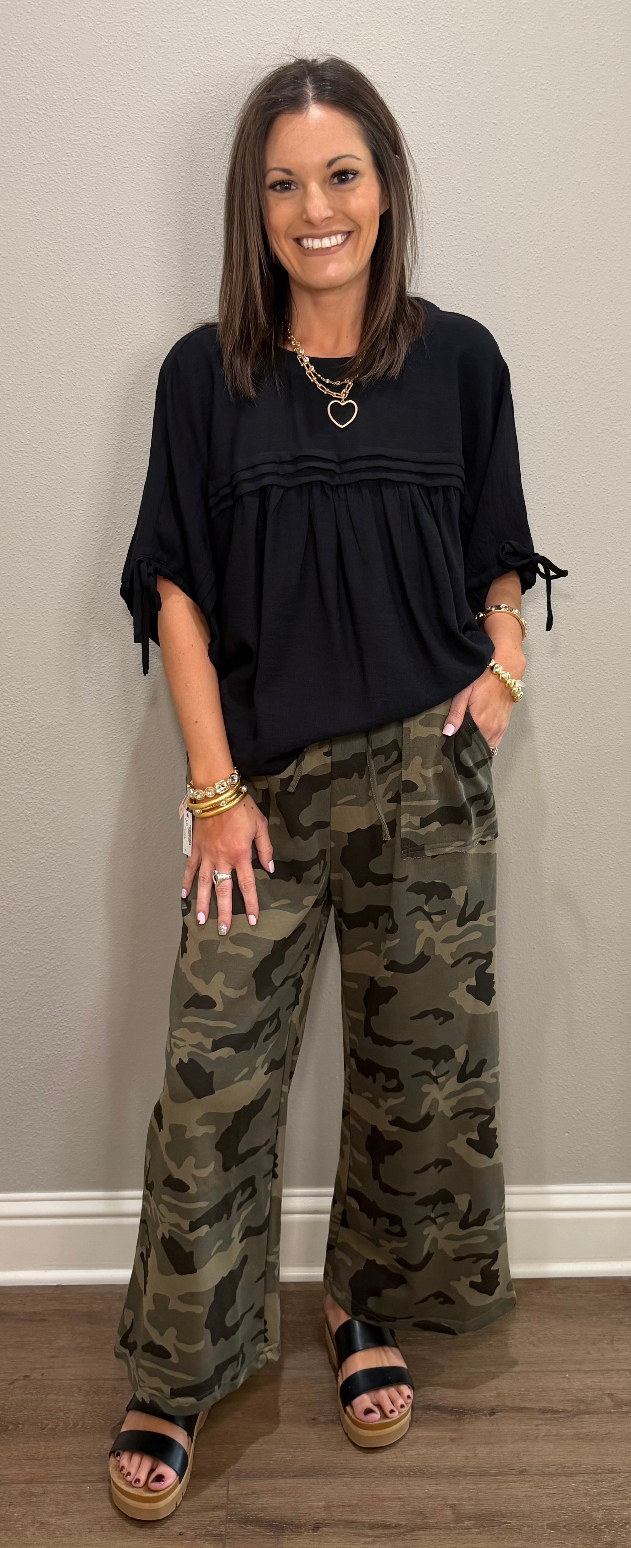 Black 3 Crinkle Tie Sleeve Top