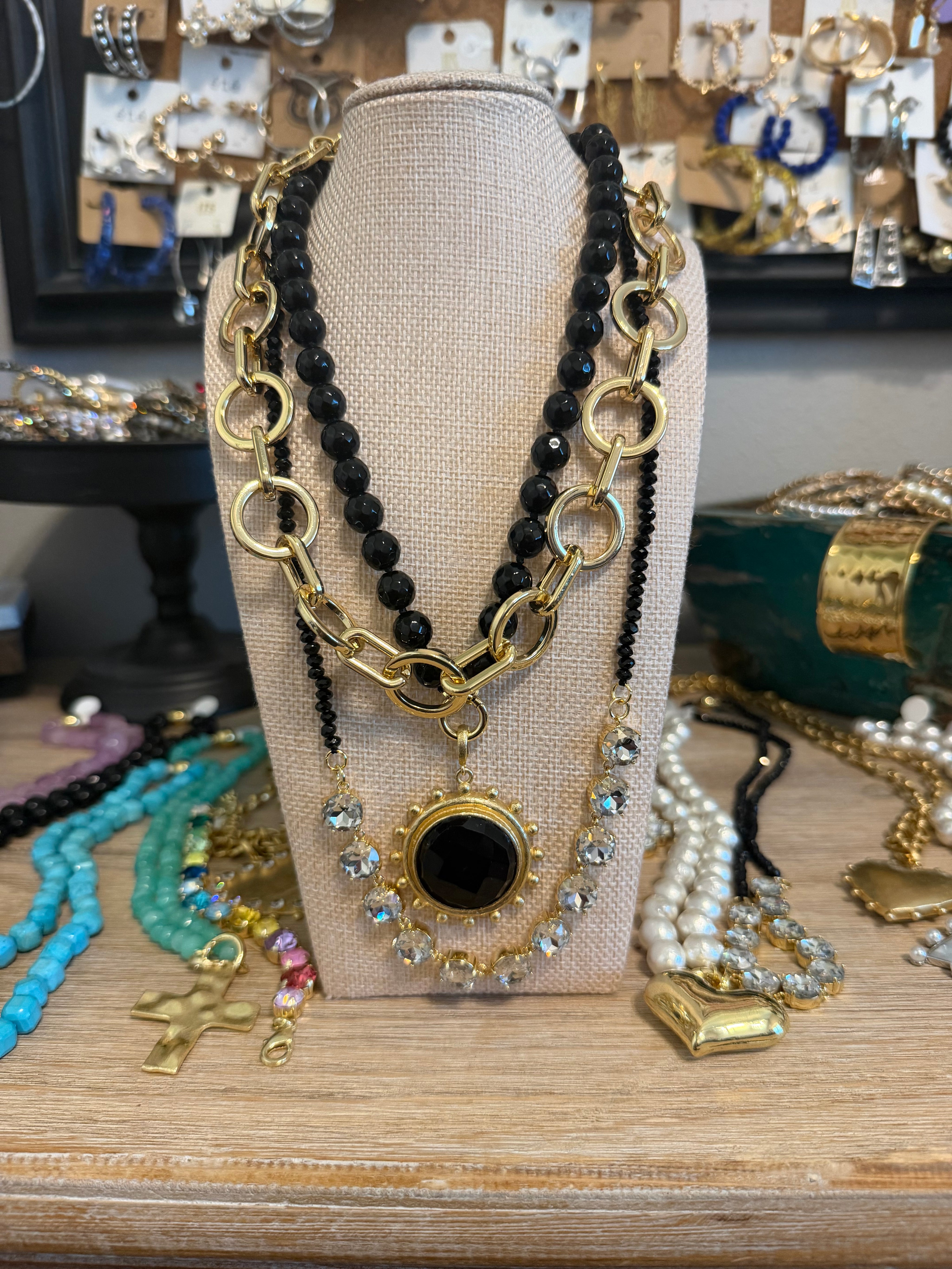 Round Black Pendant Necklace Stack
