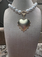 Pearl Necklace w/ Beaded Heart Charm - 2 Sided (Magnetic Closure)