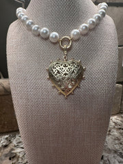 Pearl Necklace w/ Beaded Heart Charm - 2 Sided (Magnetic Closure)
