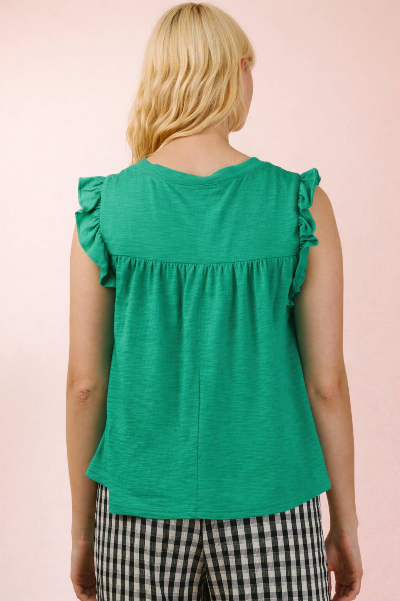 Ruffle Detail Solid Knit Tank Top - GREEN & LAVENDER