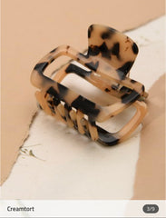 Medium Claw Clips